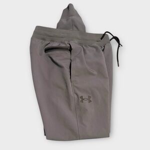 Under Armour Women’s Grey Tech Joggers